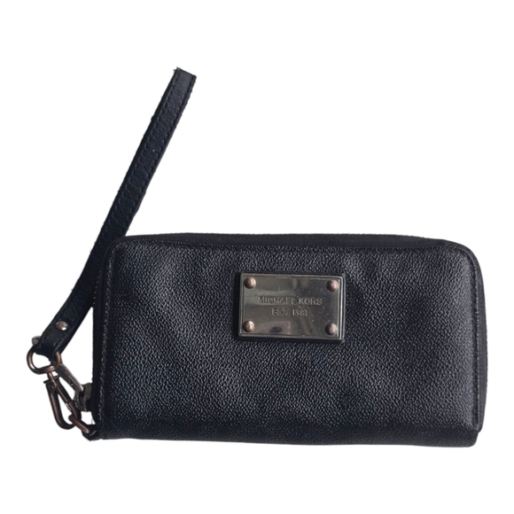 Michael Kors Wallet Womens Black  Gold Zip Around Logo Good Condition - Picture 1 of 10